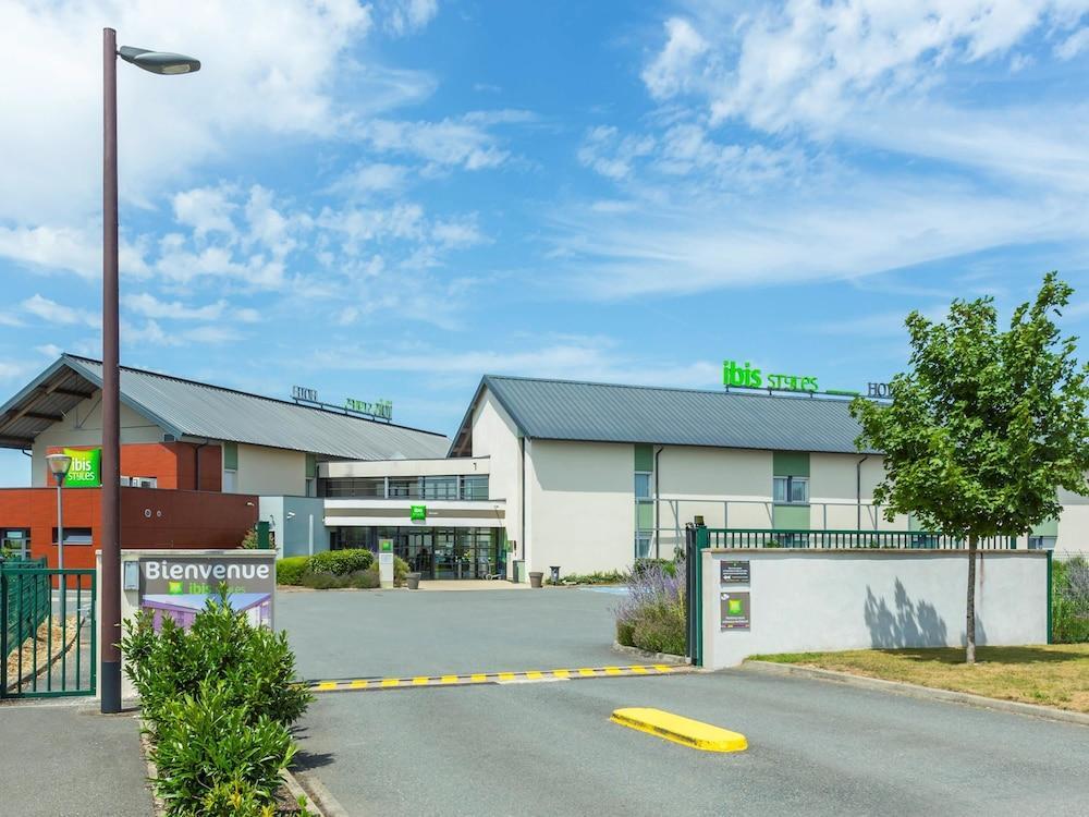 Ibis Styles Bourges Exterior foto